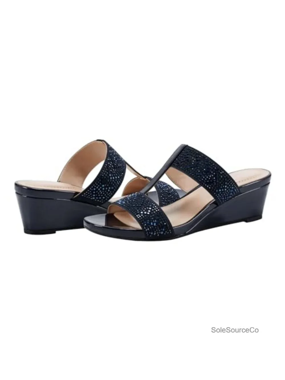 Bandolino Iluvit Women's T-Strap Wedge Sandals Faux Leather Fabric 2.17 Heel